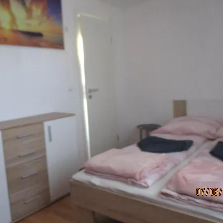 Ferienhaus شقة